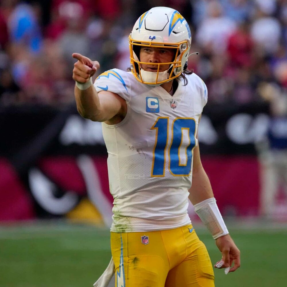 JUSTIN HERBERT SIGNED LA CHARGERS FULL SIZE AUTOGRAPHED WILSON FOOTBALL wCOA 895 - Picture 9 of 9